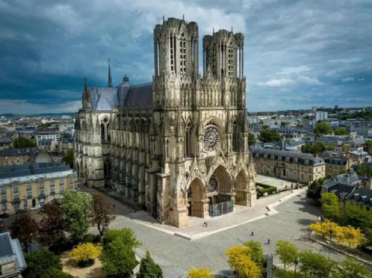 Appartement Cosy Proche Cathedrale Reims Exterior foto